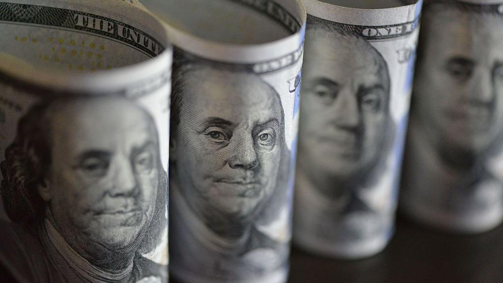 Exploring the Major Currencies Driving the Philippine Economy